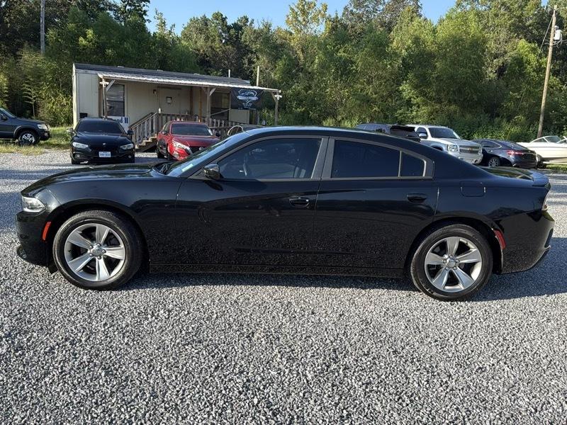 Dodge Charger SE 2016