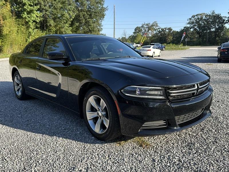 Dodge Charger SE 2016