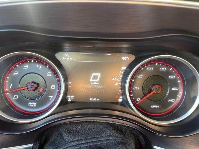 Dodge Charger SE 2016