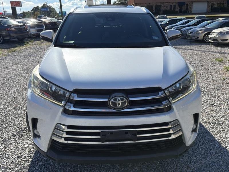 Toyota Highlander Limited FWD V6 2019