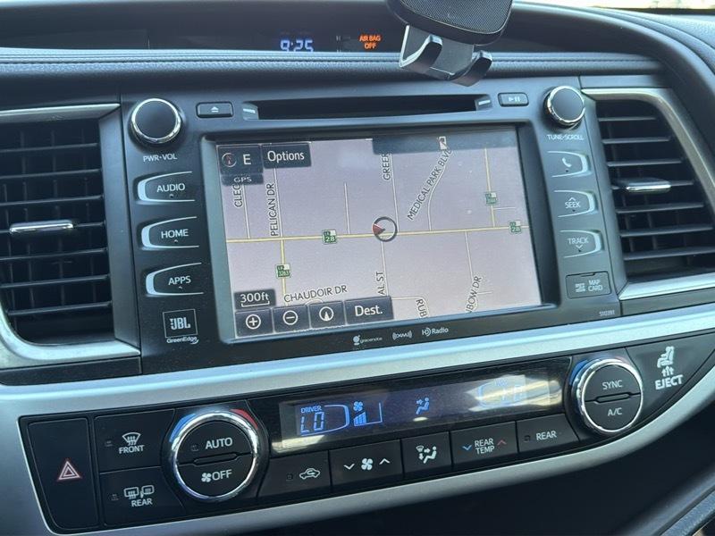 Toyota Highlander Limited FWD V6 2019