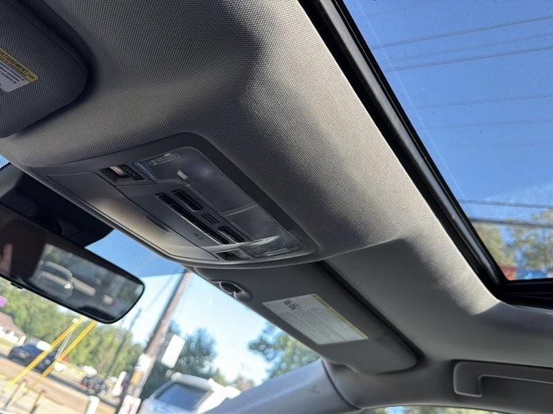 Toyota Highlander Limited FWD V6 2019