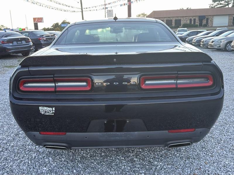 Dodge Challenger SXT Plus 2015