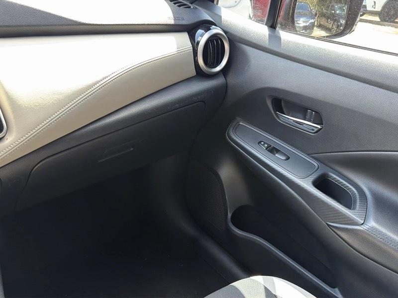 Nissan Versa SV 2020