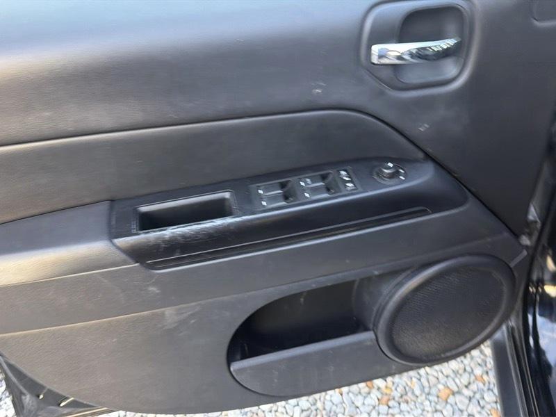 Jeep Patriot Latitude 2WD 2016