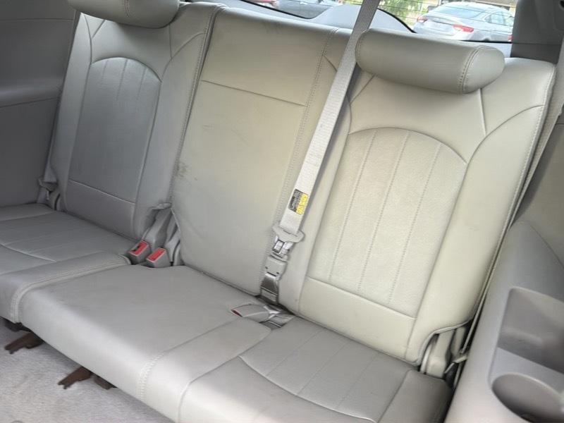 Buick Enclave CXL 2XL FWD 2010