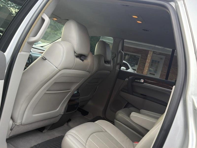 Buick Enclave CXL 2XL FWD 2010