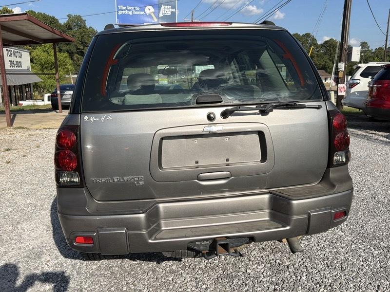 Chevrolet TrailBlazer LS 2WD 2005