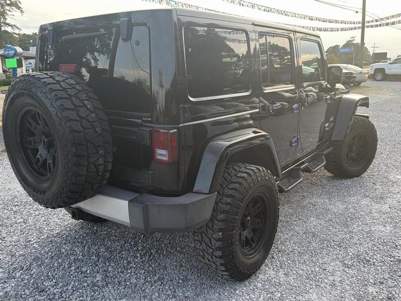Jeep Wrangler Unlimited Sahara 4WD 2013