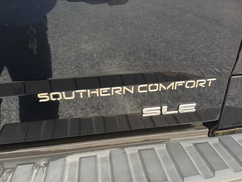 GMC Sierra 1500 4WD Crew Cab 143.5" SLT 2015