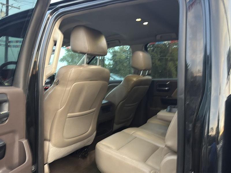 GMC Sierra 1500 4WD Crew Cab 143.5" SLT 2015