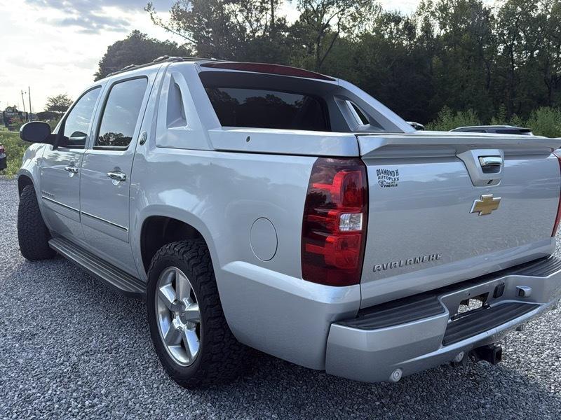 Chevrolet Avalanche Black Diamond LTZ 2013