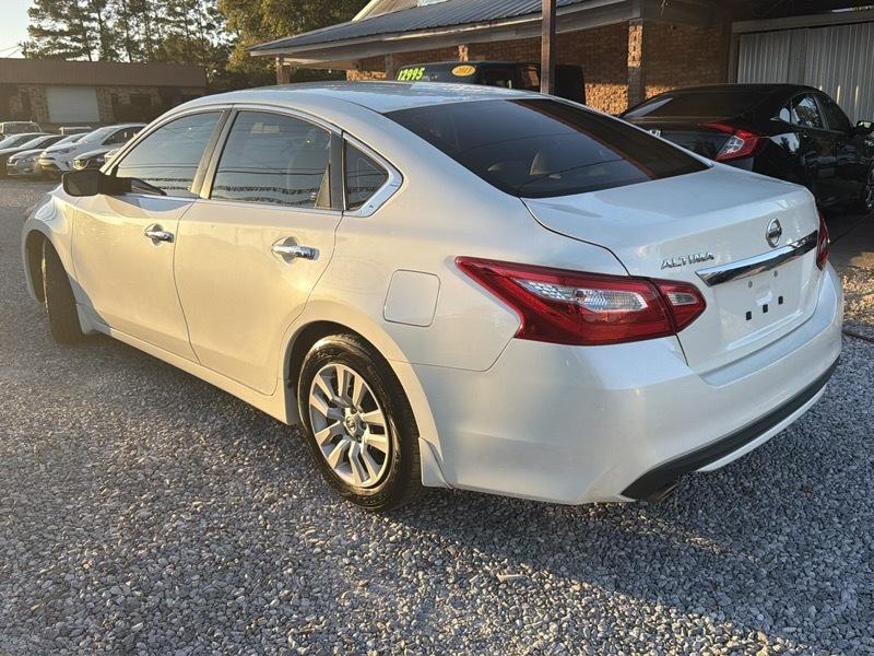 Nissan Altima 2.5 SR 2016