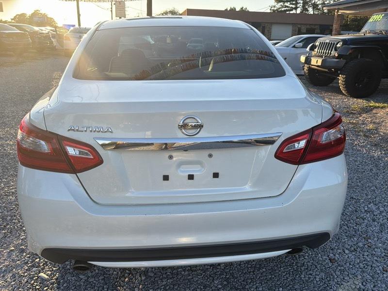 Nissan Altima 2.5 SR 2016