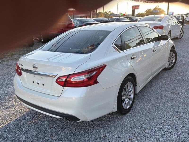 Nissan Altima 2.5 SR 2016