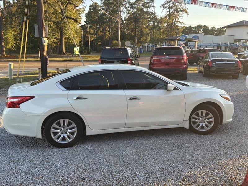 Nissan Altima 2.5 SR 2016