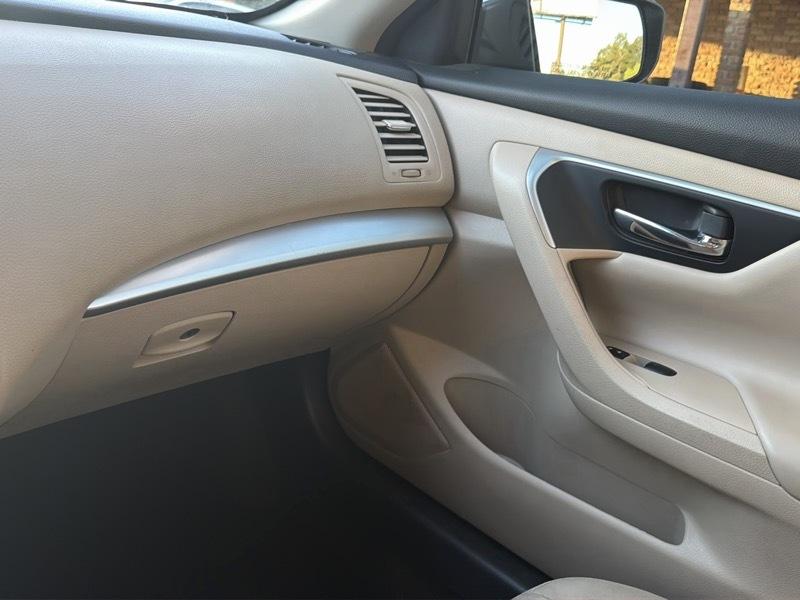 Nissan Altima 2.5 SR 2016