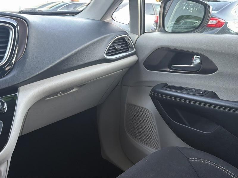 Chrysler Voyager LX 2020