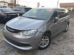 2020 Chrysler Voyager 