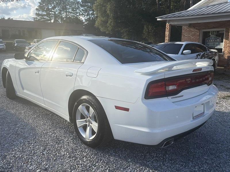 Dodge Charger SE 2013