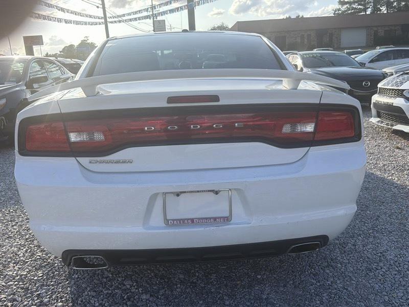 Dodge Charger SE 2013
