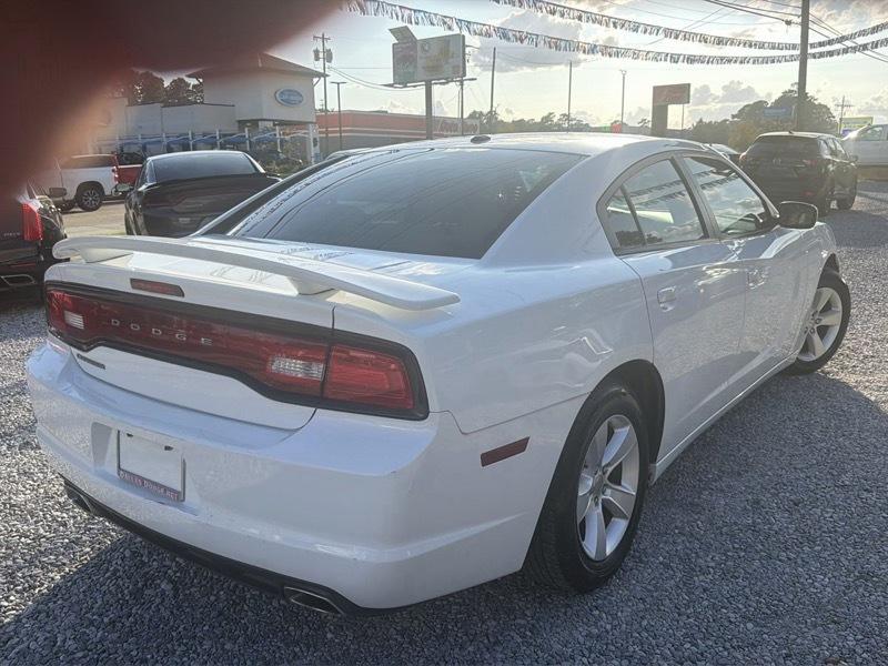 Dodge Charger SE 2013