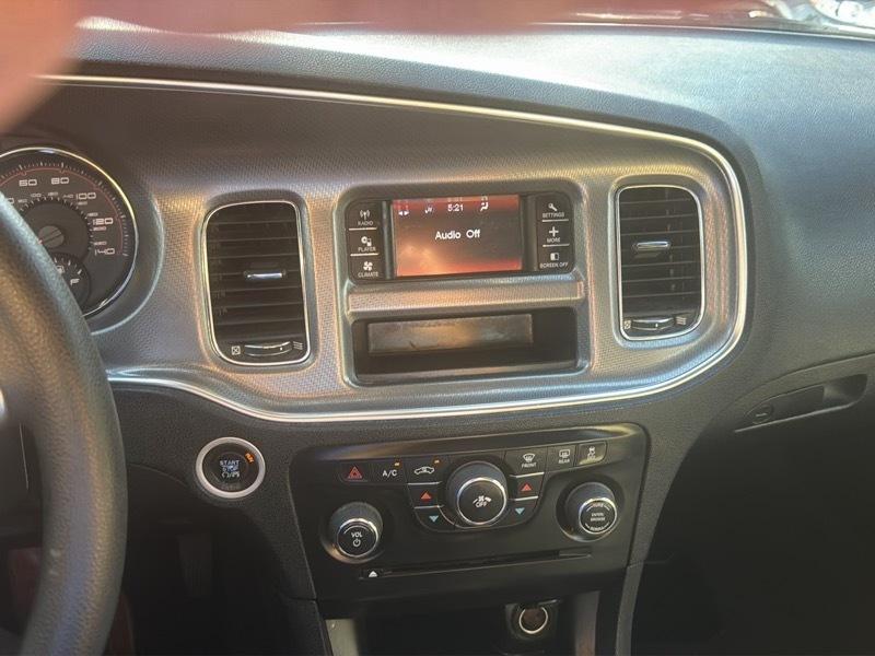 Dodge Charger SE 2013