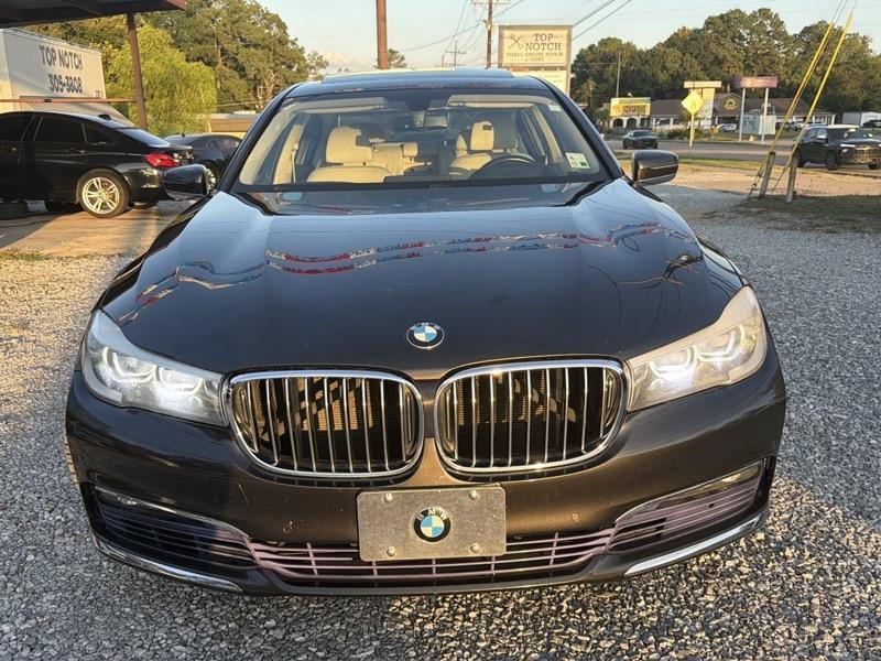 BMW 7-Series 740i 2016