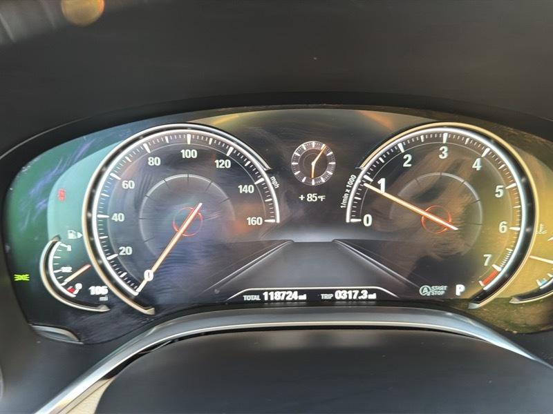 BMW 7-Series 740i 2016