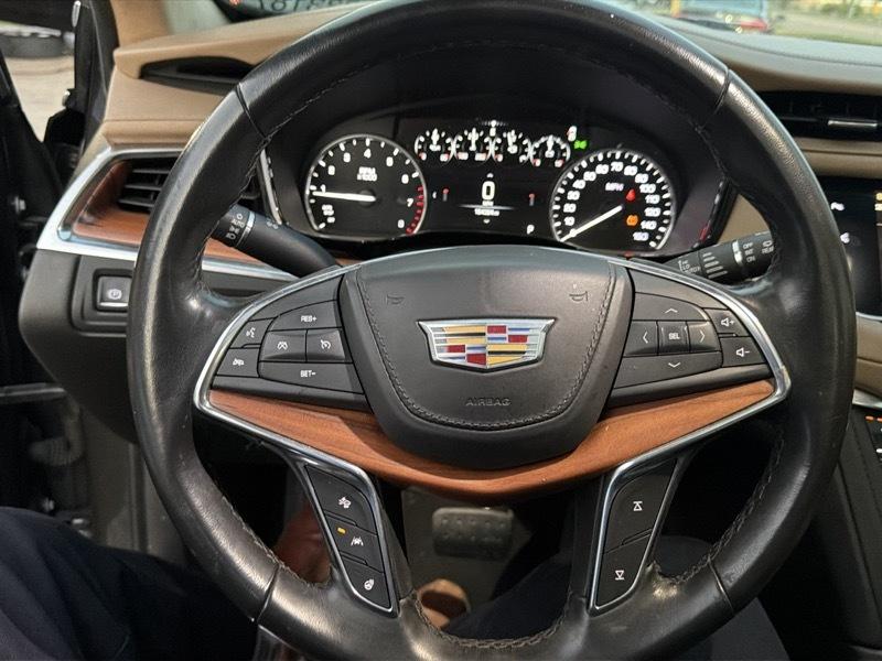 Cadillac XT5 Platinum AWD 2019