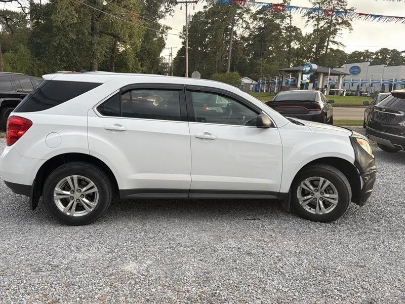 Chevrolet Equinox LS 2WD 2012