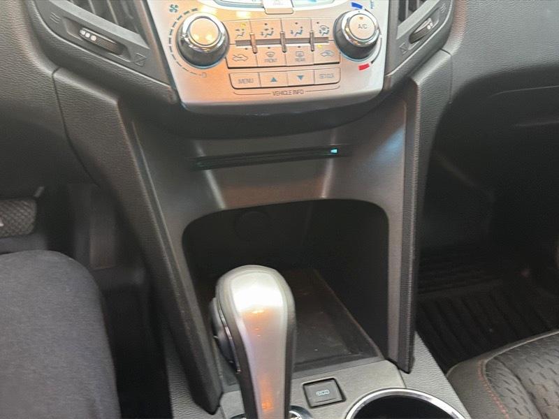 Chevrolet Equinox LS 2WD 2012
