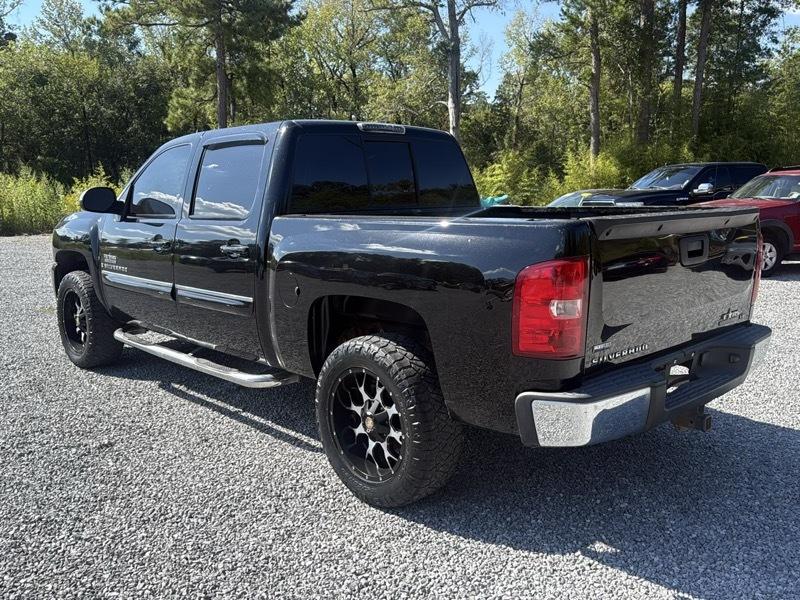 Chevrolet Silverado 1500 1LT Crew Cab 2WD 2009