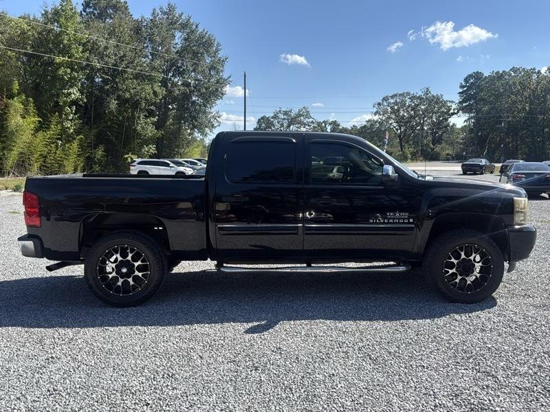 Chevrolet Silverado 1500 1LT Crew Cab 2WD 2009