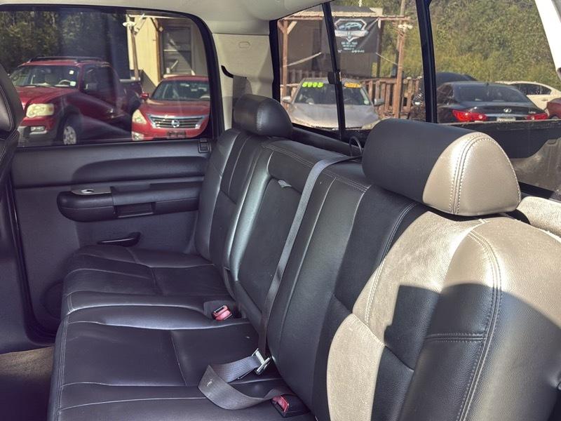 Chevrolet Silverado 1500 1LT Crew Cab 2WD 2009