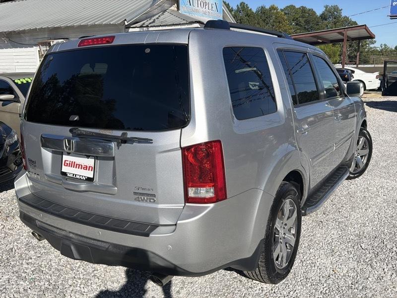 Honda Pilot Touring 4WD 5-Spd AT with DVD 2015