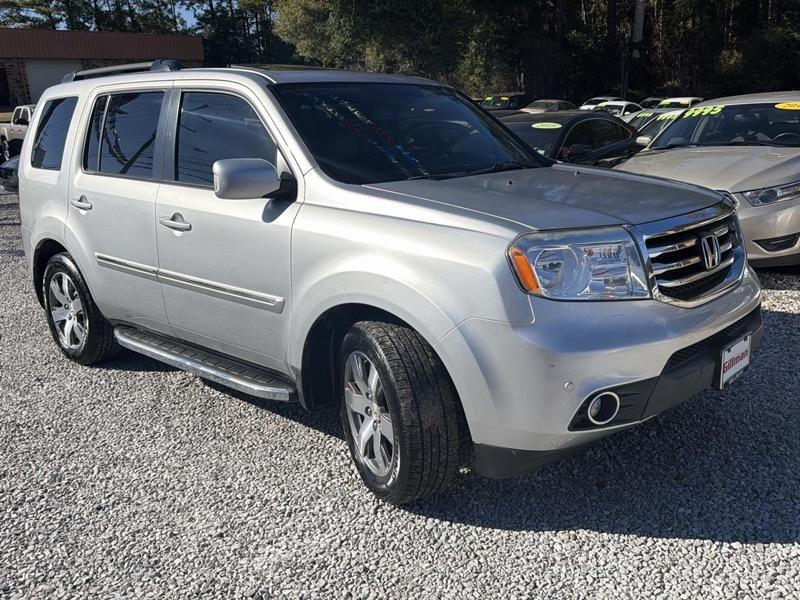 Honda Pilot Touring 4WD 5-Spd AT with DVD 2015
