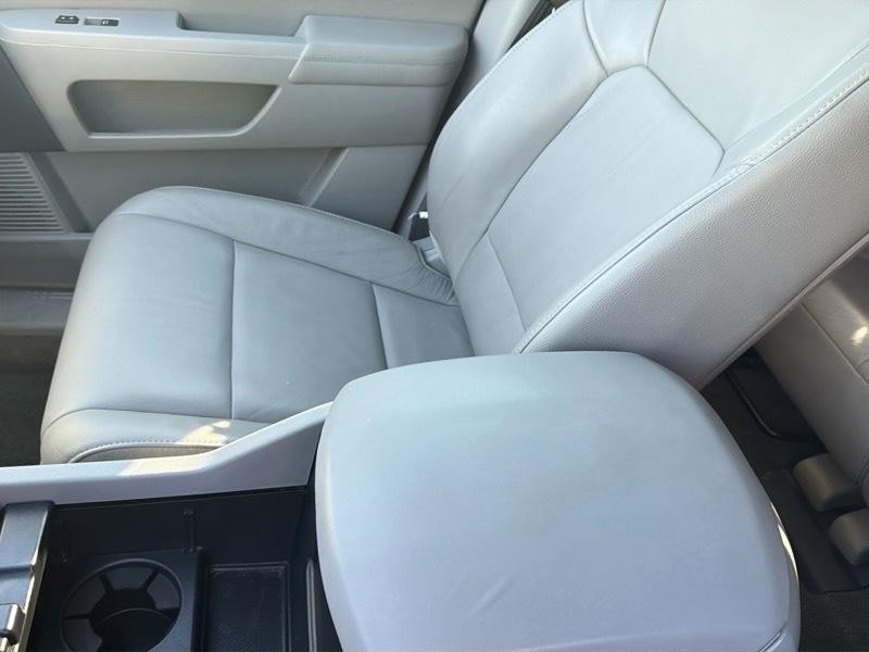 Honda Pilot Touring 4WD 5-Spd AT with DVD 2015