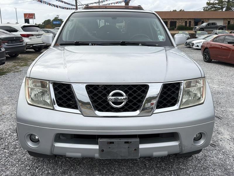 Nissan Pathfinder LE 4WD 2006