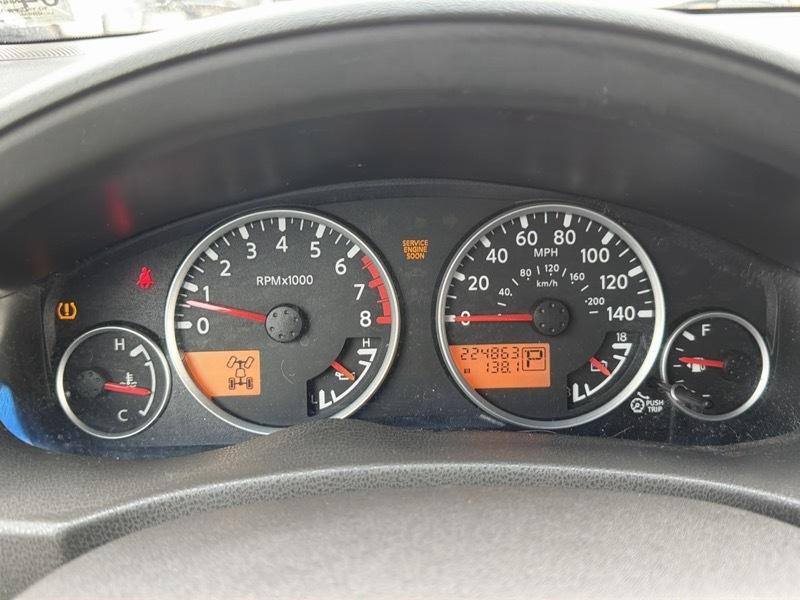 Nissan Pathfinder LE 4WD 2006