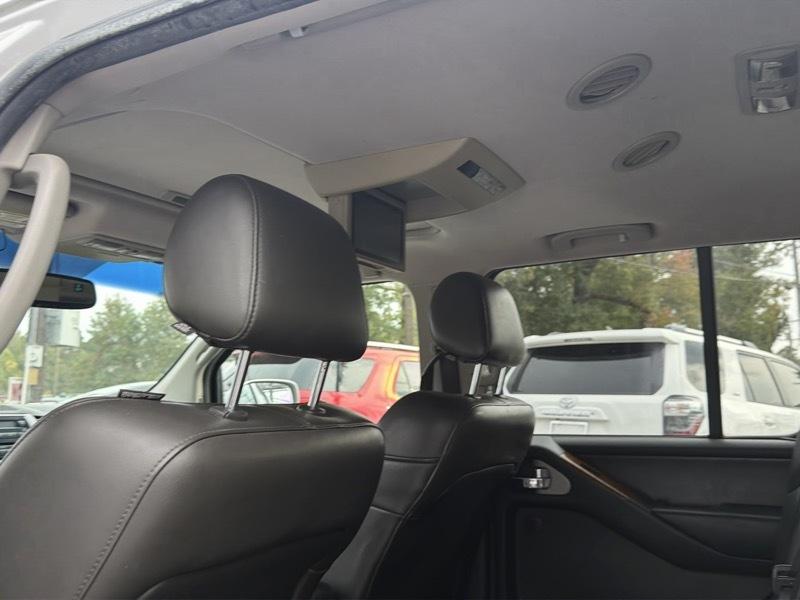 Nissan Pathfinder LE 4WD 2006