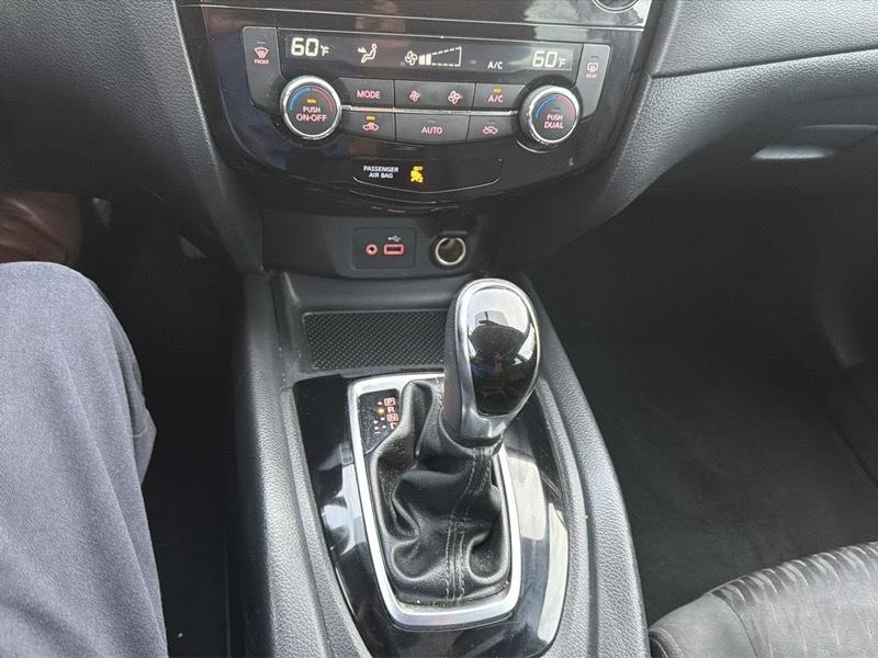 Nissan Rogue S 2WD 2018