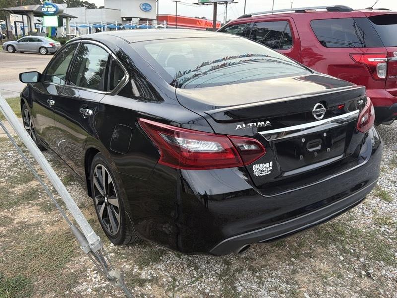 Nissan Altima 2.5 SV 2018