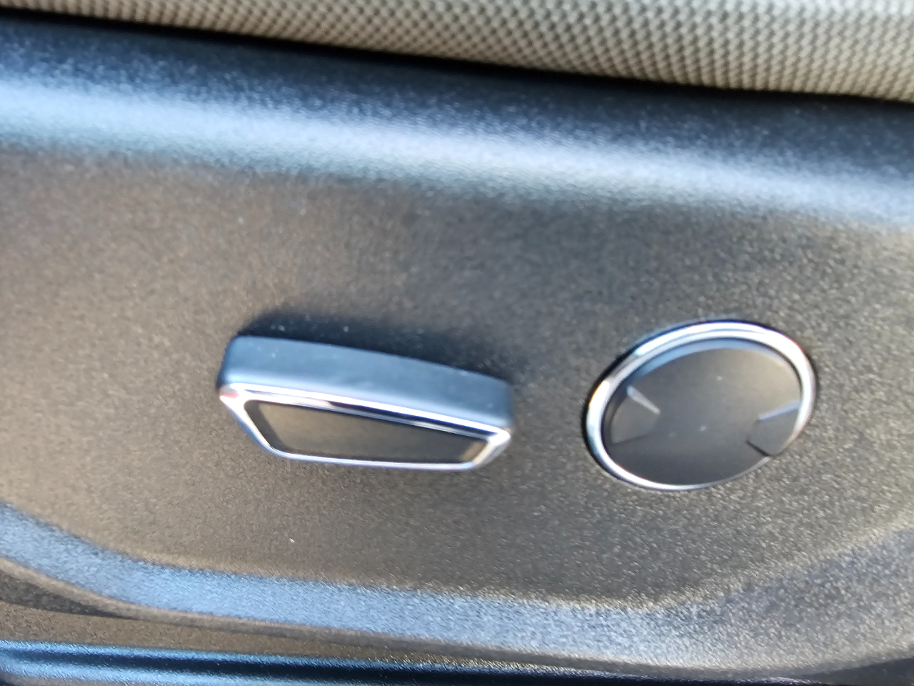 Ford Super Duty F-250 SRW XLT 4WD Crew Cab 8' Box 2017 Ford Super Duty F-250 SRW XLT 4WD Crew Cab 8' Box 2017