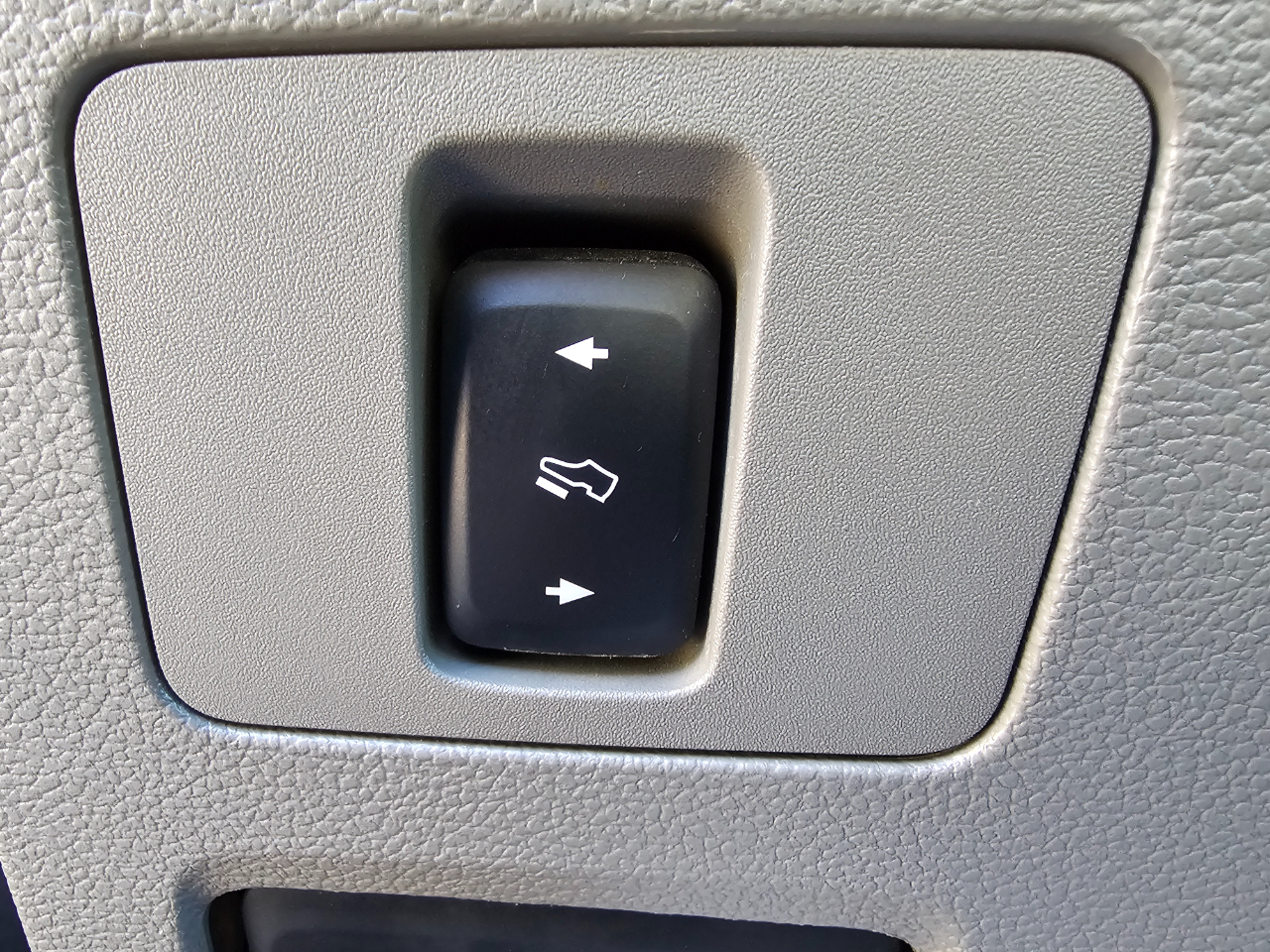 Ford Super Duty F-250 SRW XLT 4WD Crew Cab 8' Box 2017 Ford Super Duty F-250 SRW XLT 4WD Crew Cab 8' Box 2017