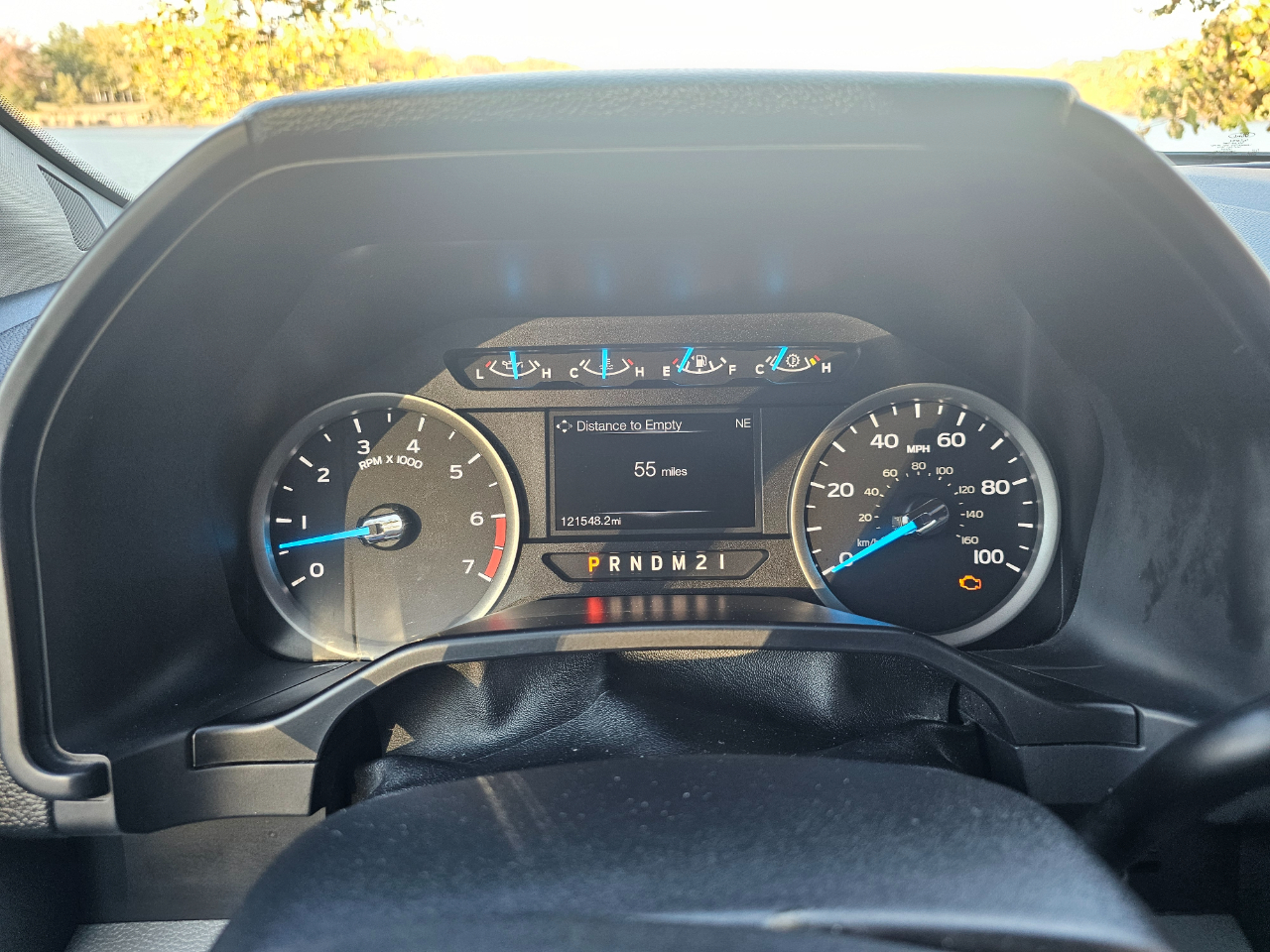 Ford Super Duty F-250 SRW XLT 4WD Crew Cab 8' Box 2017 Ford Super Duty F-250 SRW XLT 4WD Crew Cab 8' Box 2017