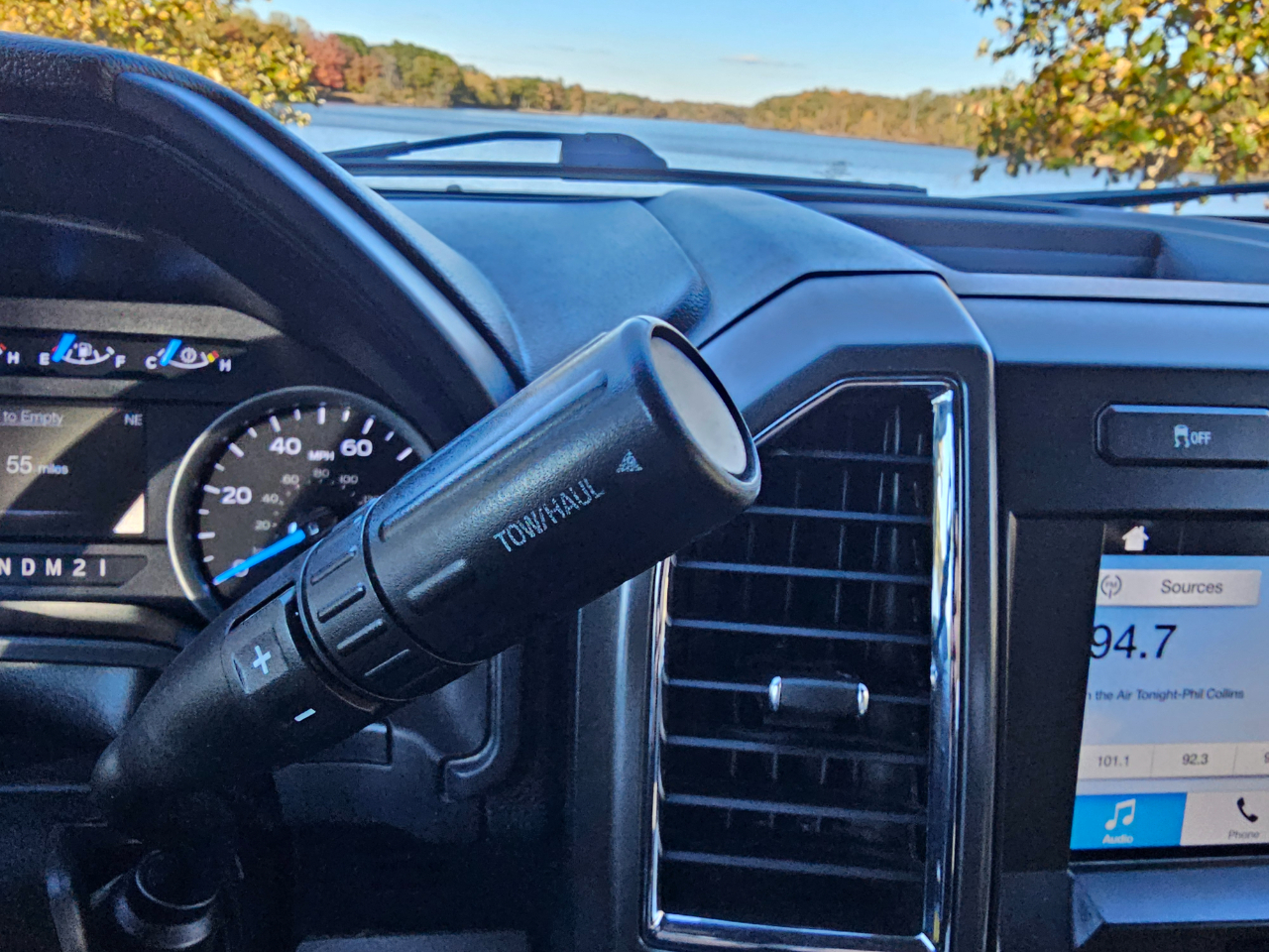 Ford Super Duty F-250 SRW XLT 4WD Crew Cab 8' Box 2017 Ford Super Duty F-250 SRW XLT 4WD Crew Cab 8' Box 2017