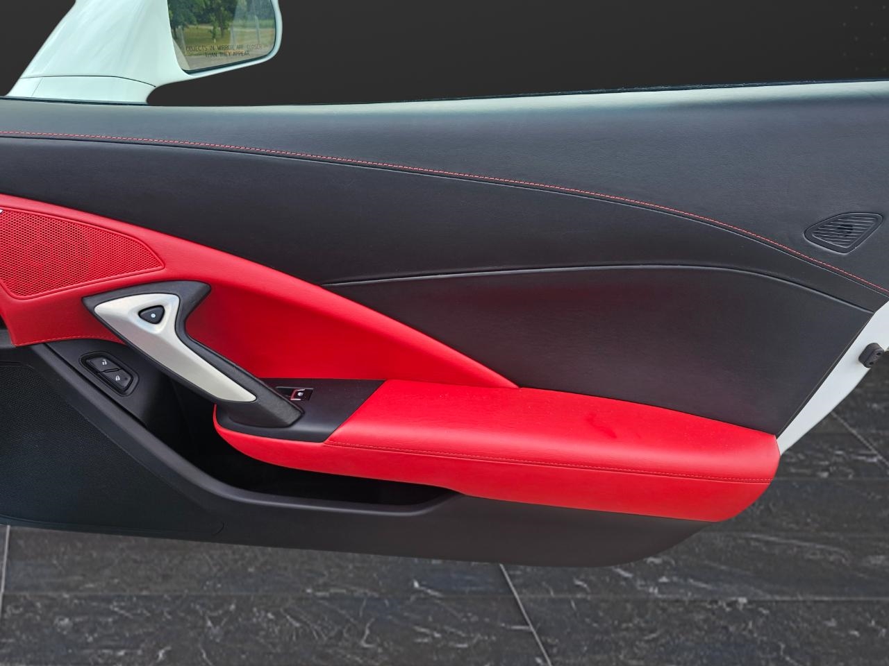 Chevrolet Corvette 2dr Stingray Z51 Cpe w/3LT 2015