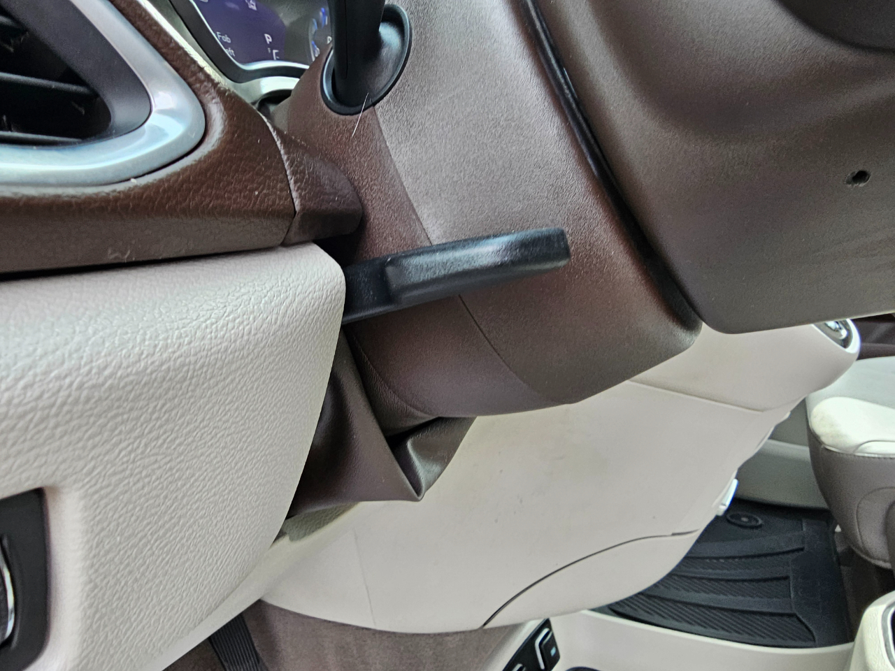 Chrysler Pacifica Touring-L Plus FWD 2017 Chrysler Pacifica Touring-L Plus FWD 2017
