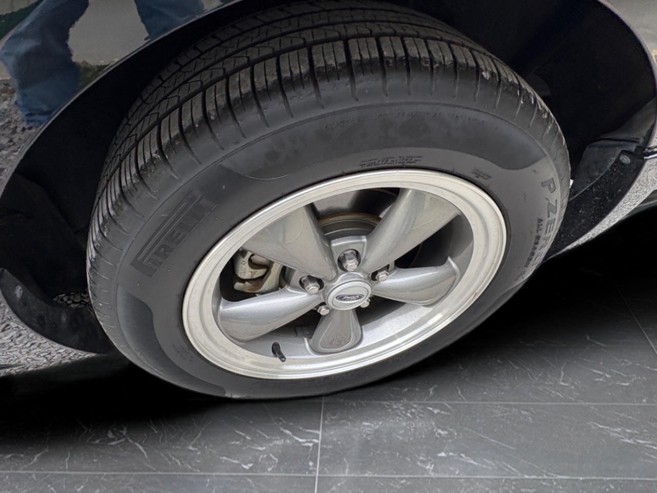 Ford MUSTANG GT  2005